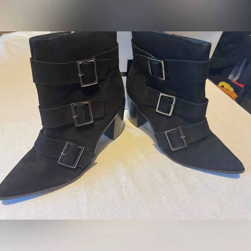 SCHUTZ w 8.5 Black Suede Ankle Boots with Buckles, Block‎ Heel, Pointed Toe - Picture 3 of 13